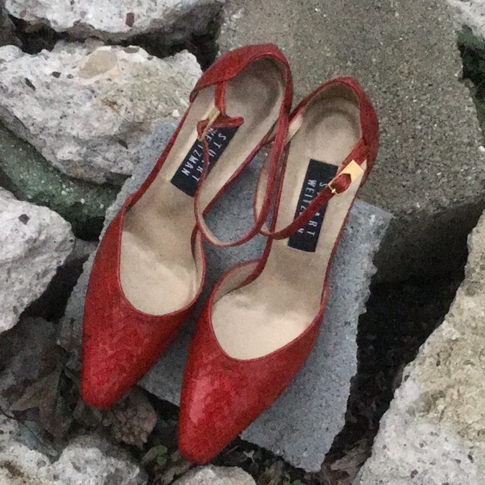 Stuart Weitzman Size 6 Red Textured Patent Shoes - image 1